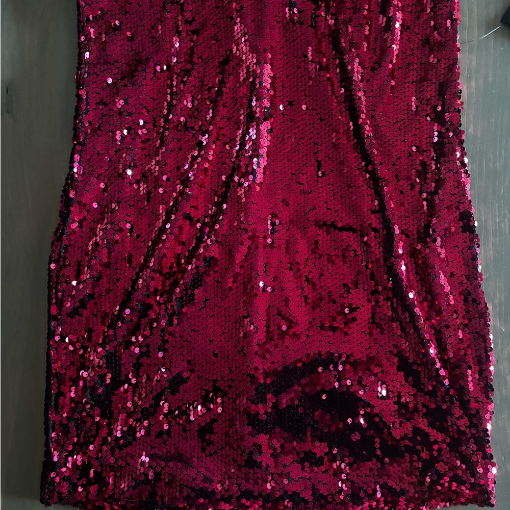 396. Lulu’s Red Sequin Mini Dress - Picture 4 of 5
